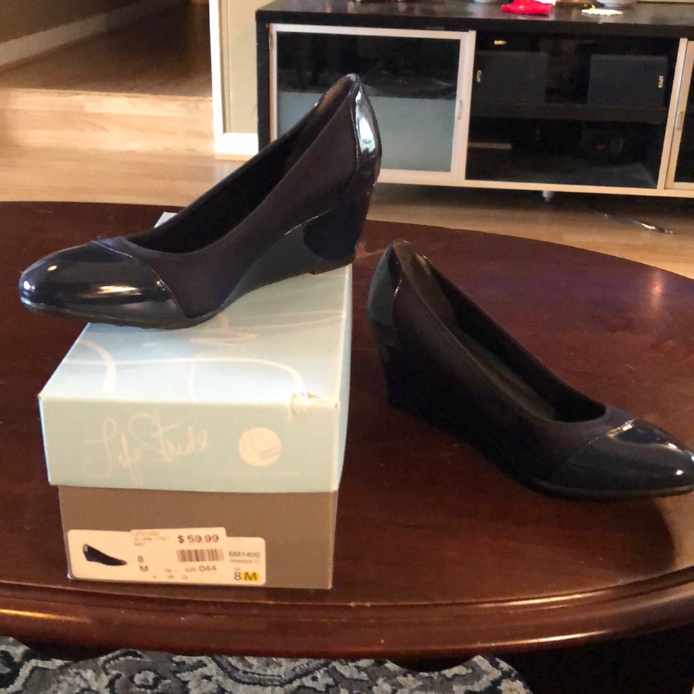Navy blue wedge shoes. Size 8 M.